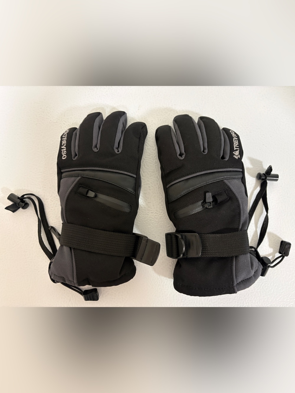 Treviso Black Gray Insulated Youth Ski Gloves size M